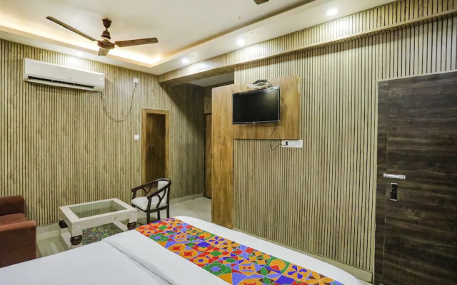 Fabhotel Prime Siddhant Palace