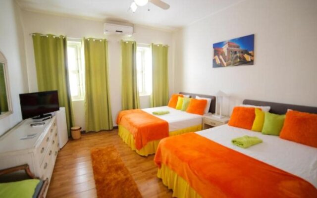Apolonia Boutique Hotel