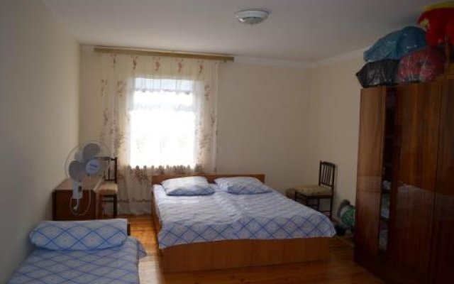 Guest House on Sosnovaya