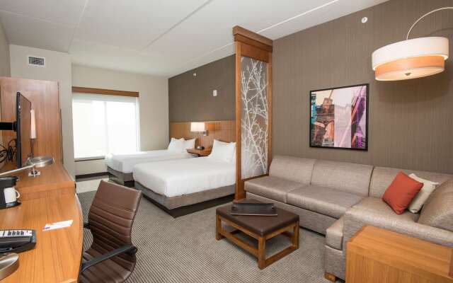 Hyatt Place Cincinnati / Sharonville Convention Center