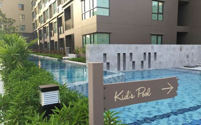 Day DD at Rain Cha-am Hua-hin