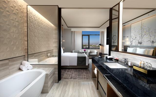 Crowne Plaza Wuzhen by IHG