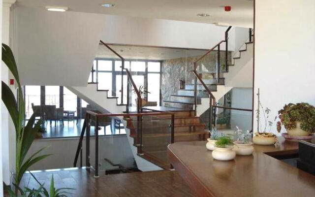 Estalagem Vista Real