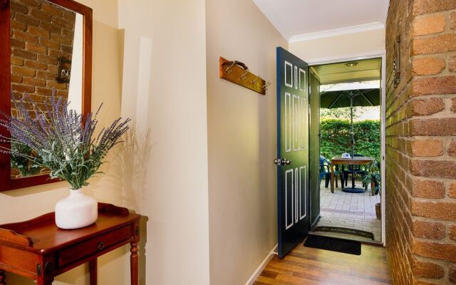 Jacaranda Cottages
