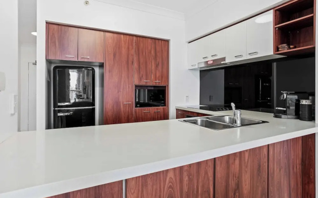 12th Floor Ocean Views in Chevron Towers