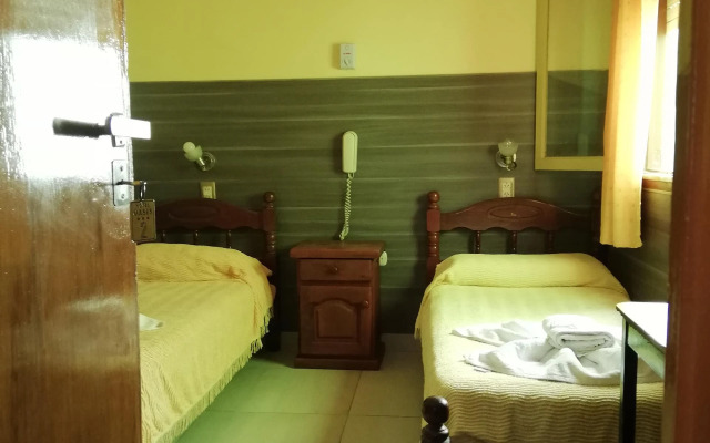 Hotel Oasis