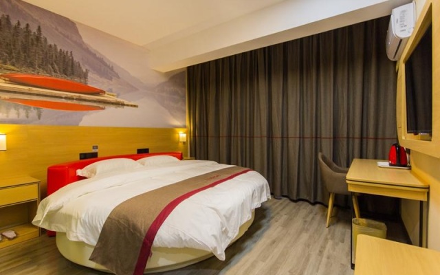 Thank Inn Plus Hotel Henan Zhengzhou Guancheng District East Zijingshan Street Subway Station – Guest Rooms – Zhengzhou