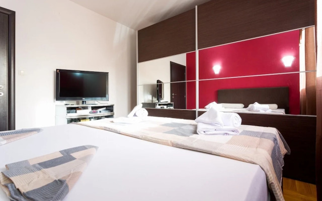 Holiday House Klaric