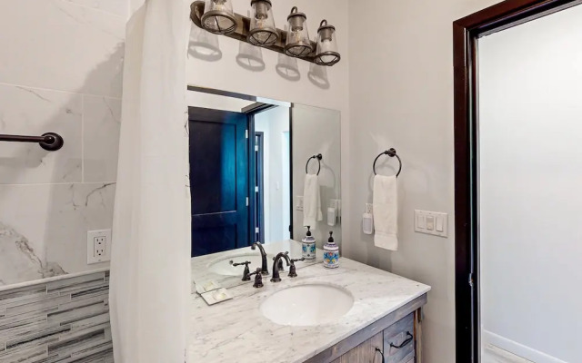 Hillside Hideaway #603