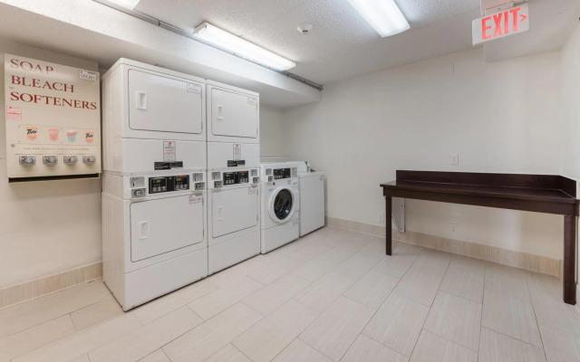 Red Roof Inn PLUS+ Columbus - Worthington