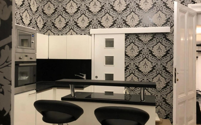 Fashion street premier apartment