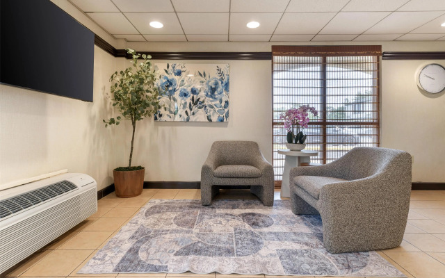 SureStay Hotel by Best Western East Brunswick