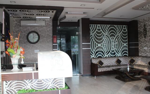 Hotel R K Palace