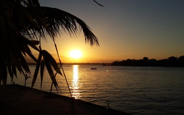 Riverside Hamlet Homestay & Villas