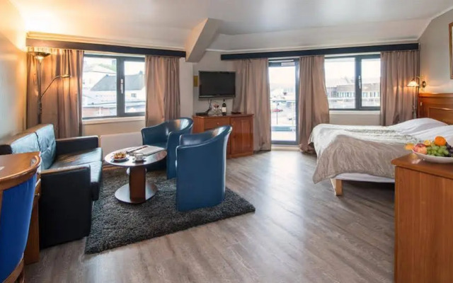 Tino's Hotel