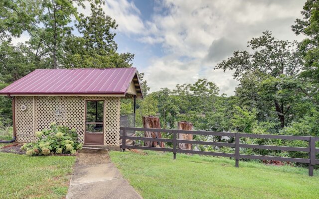 Peaceful Bronston Getaway w/ Fire Pit & Lake Views