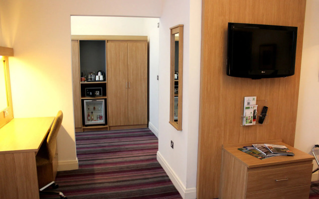 Holiday Inn Darlington - A1 Scotch Corner by IHG