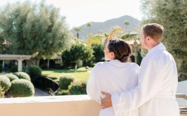 Tommy Bahama Miramonte Resort & Spa