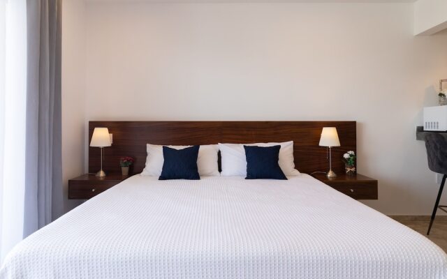 Kuyaan Coral Suites by Alex