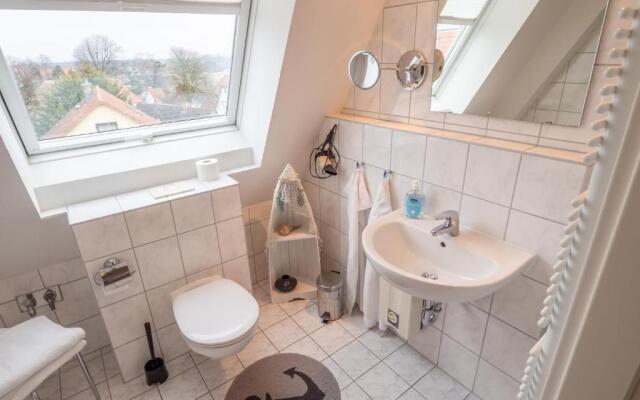 Hafenhäuser Breege - Ferienwohnung 18 - Ankerplatz