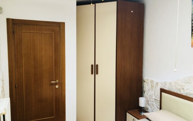 C.B. Guesthouse
