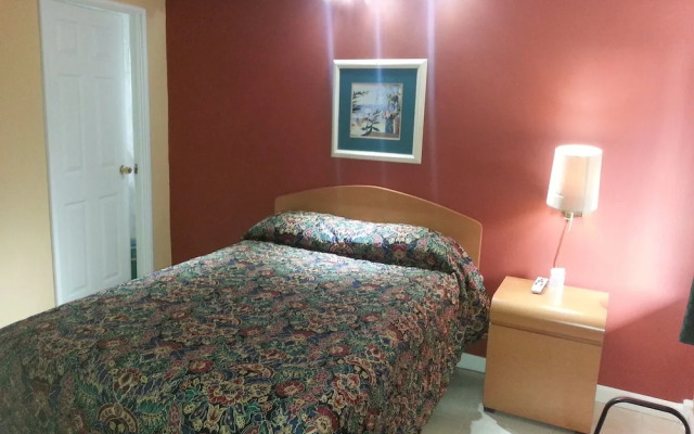 Sunny South Motel
