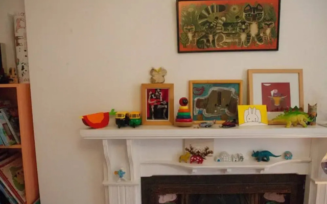 Spacious 3 Bedroom Georgian House in Bristol