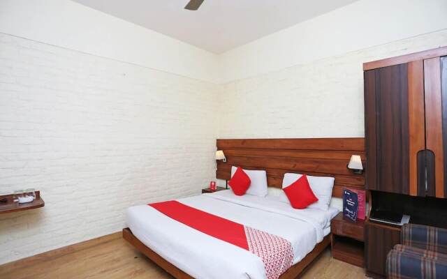 The Townhouse By FabHotel