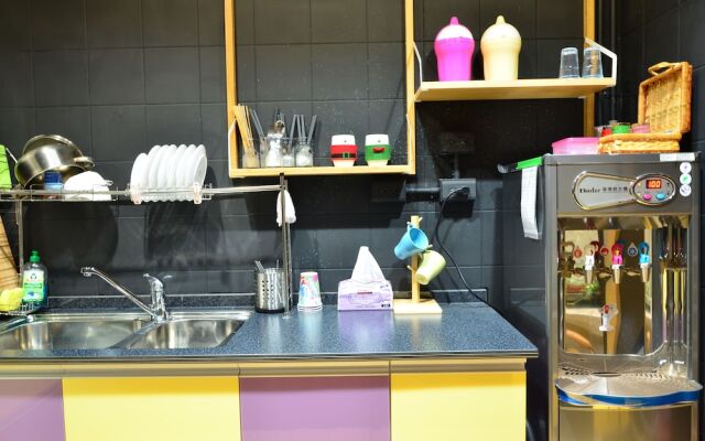 Hostel of Rising SUN
