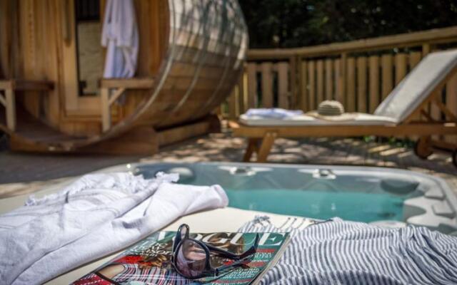 Chalet Twenty26