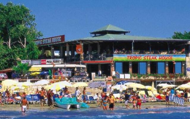 Tropic Beach Club Side