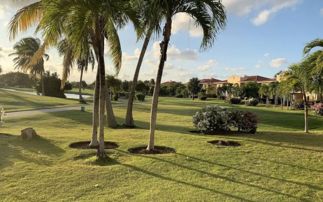 Beauty Golf & Beach Suite