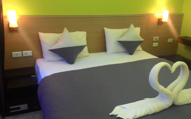 Sinsamut Koh Samed Hotel