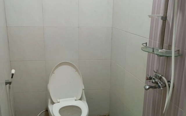 Wisma Lusya near GOR Satria RedPartner