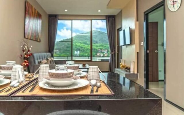 Naiharn Condominium Phuket