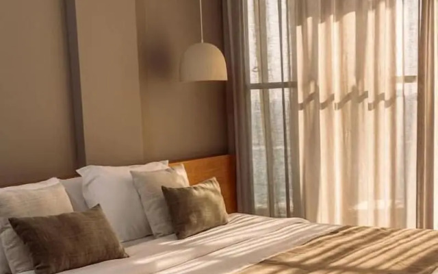 Bebatroun Beach Hotel