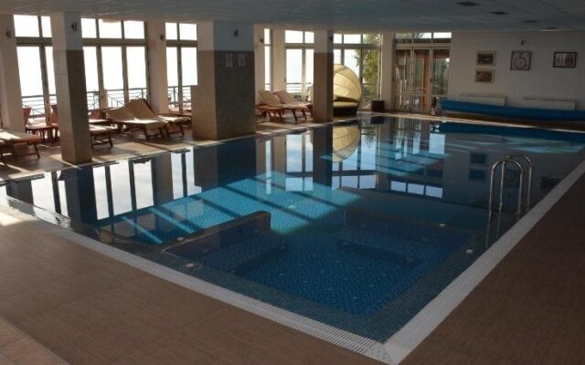 Hotel Milmari Resort