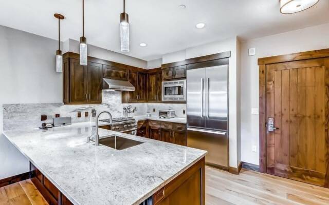 One Bedroom Luxury Condo on Main Street in Downtown Breckenridge