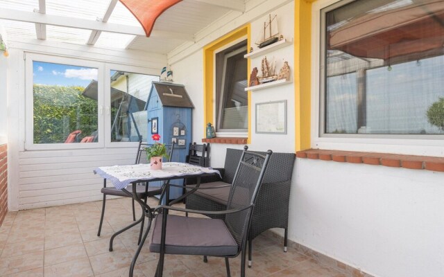 Snug Bungalow in Insel Poel Germany near Beach