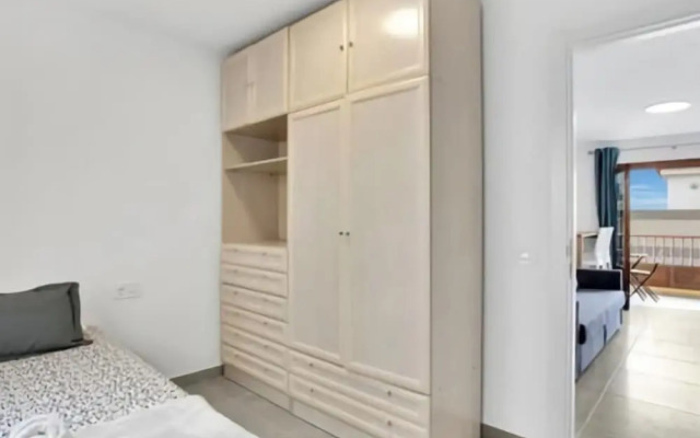 Nice Apartment With Terrace in Candelaria