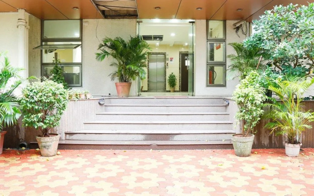 Treebo Trend Bandra Apartments