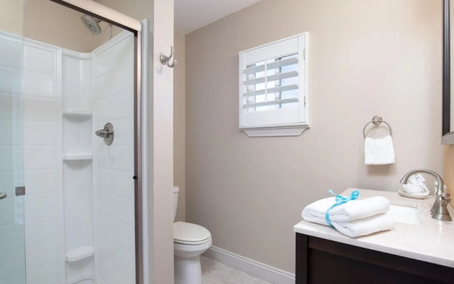 Surfside 5 By BlueSwell