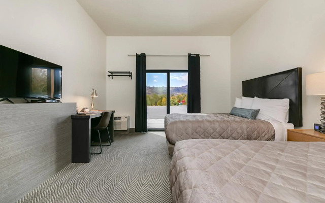 Silver Creek Hotel
