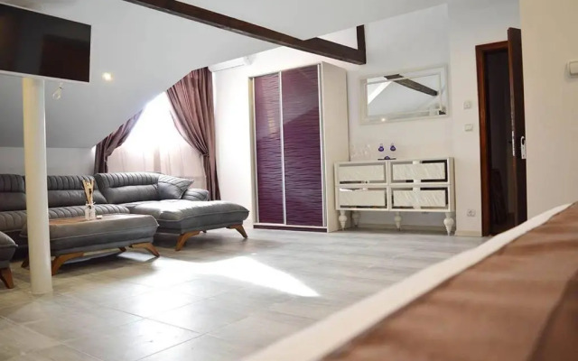 Arbanasi DELUXE Villa