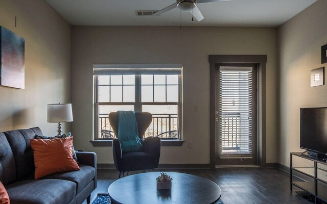 FRONTDESK Cedar Flats Apts Uptown Charlotte
