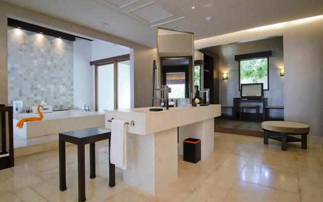 Raffles Maldives Meradhoo Resort