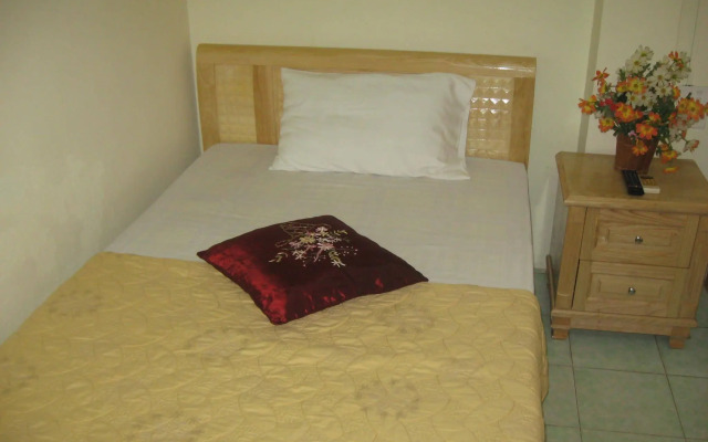Ho Tay Hotel