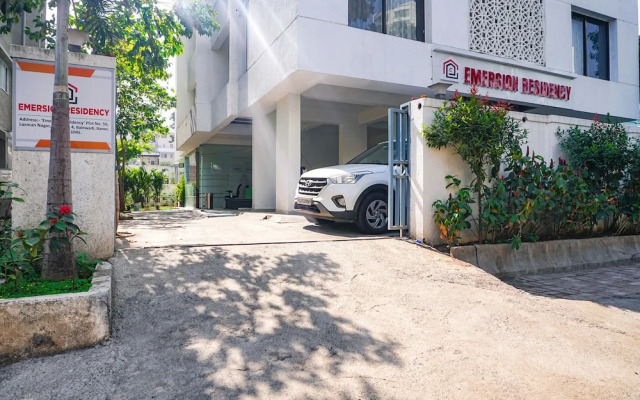 Fabhotel Emersion Residency