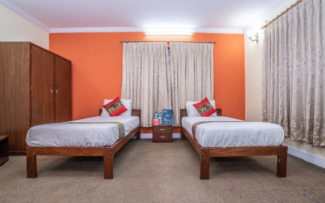 OYO 375 Chef House Resort