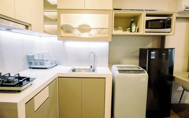Homey And Cozy Studio Room Daan Mogot City Apartment